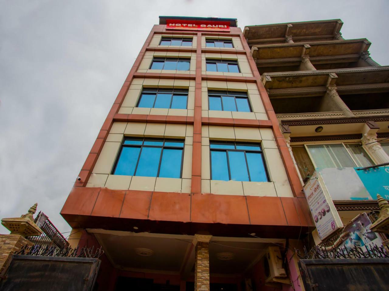 Oyo 305 Hotel Gauri Pashupatinath Exterior photo